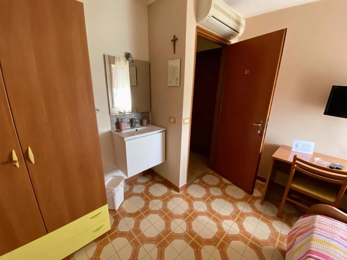 Bed & Breakfast Albergo Mendolia Milazzo