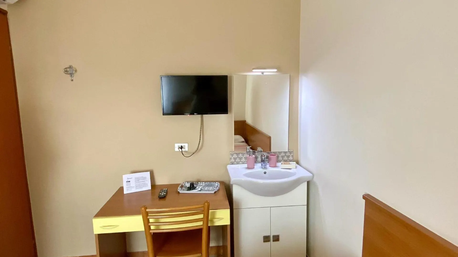 Albergo Mendolia Milazzo 0*,  Italy